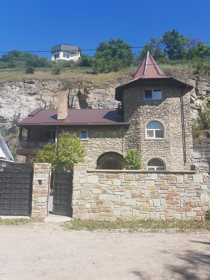 Smotrytska Vezha Hotel Camenița Exterior foto
